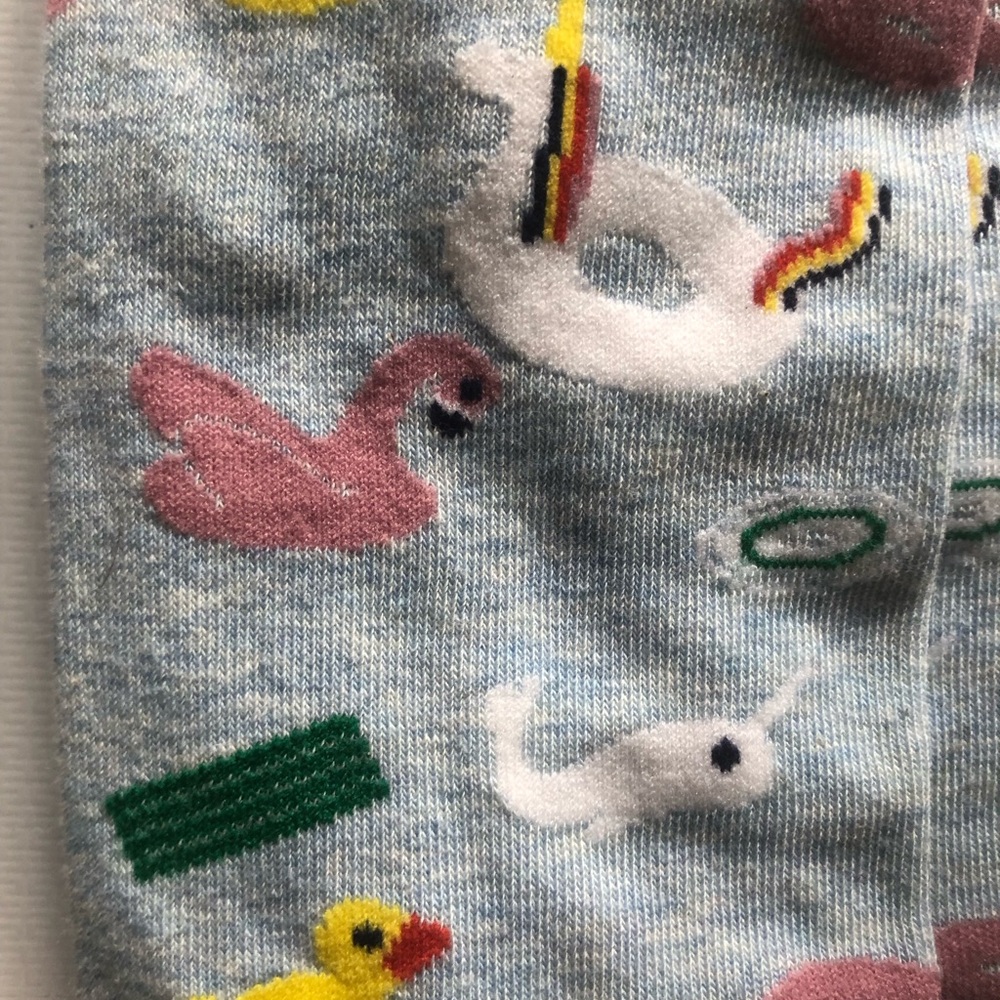 Bar III pool floatie socks duck, unicorn🦄 , flamingo 🦩 - Picture 3 of 6